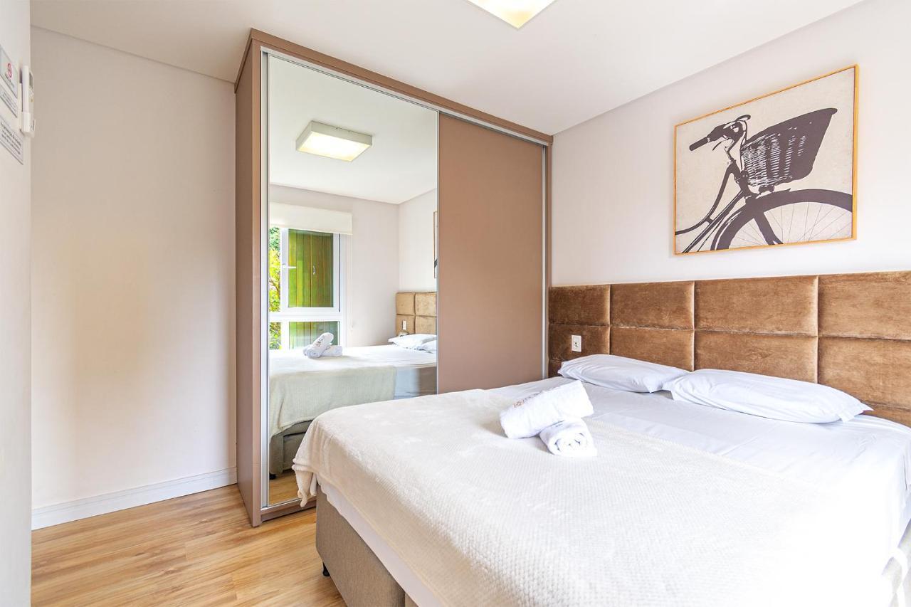 Rosa Apartamento Luxo No Centro Gramado Appartamento Esterno foto