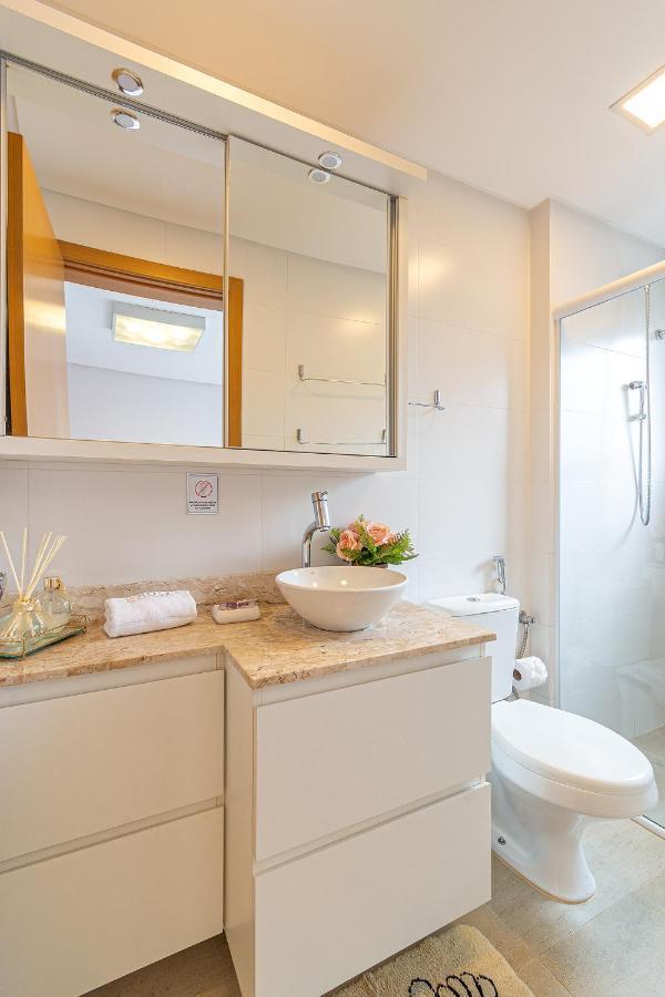 Rosa Apartamento Luxo No Centro Gramado Appartamento Esterno foto
