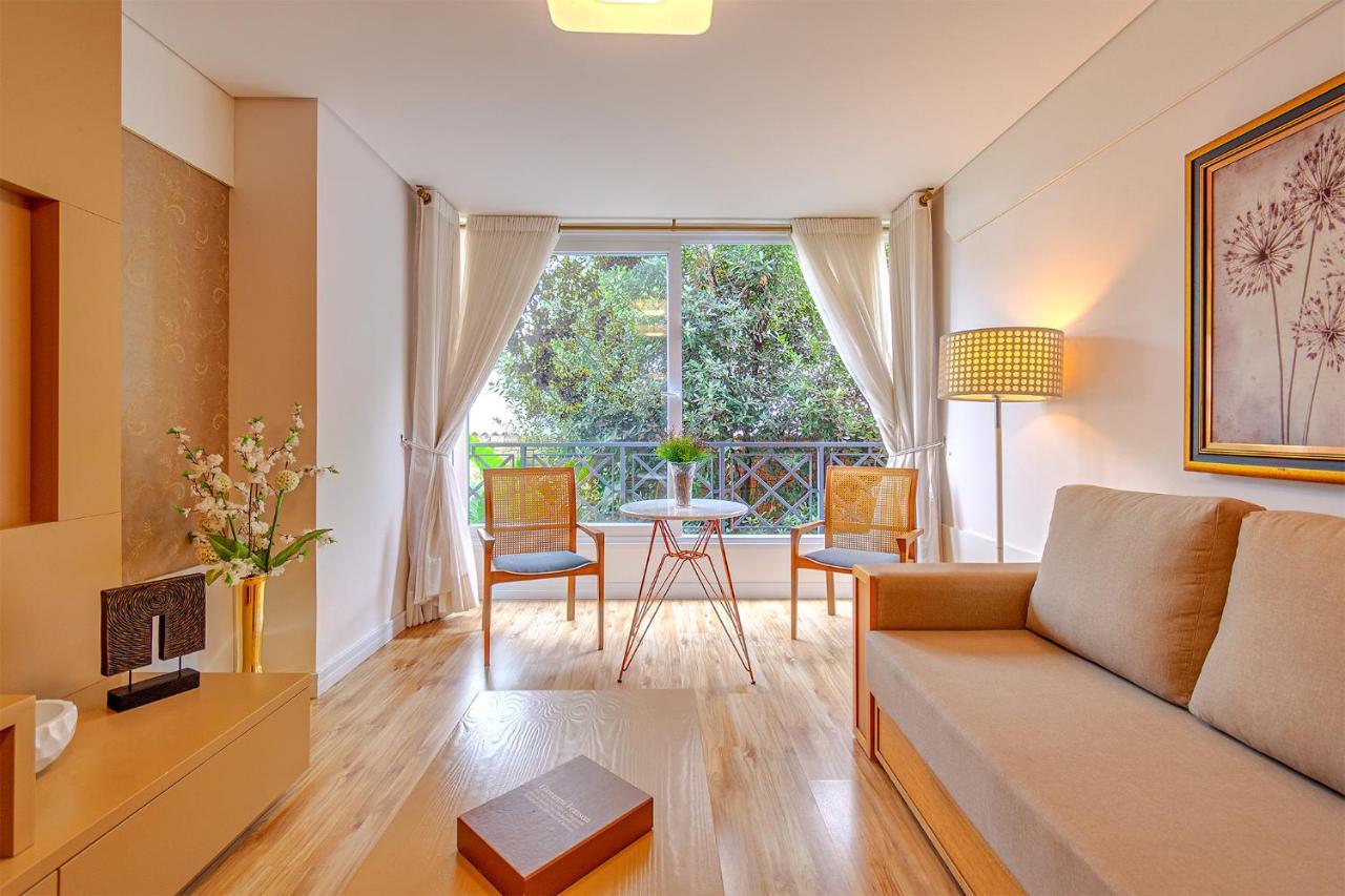 Rosa Apartamento Luxo No Centro Gramado Appartamento Esterno foto